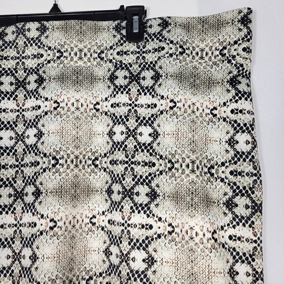 Eloquii Women's Column Snake Skin Knee Lgth Pencil Skirt Pull On Stretch Size 22 - Picture 4 of 12